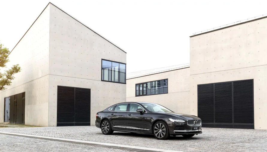 北歐豪華典範， Volvo S90 T8 Recharge Inscription