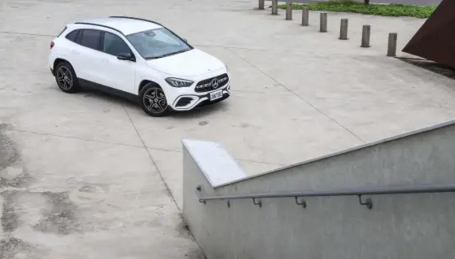 高C/P值入門選擇 Mercedes-Benz GLA 180摘星版